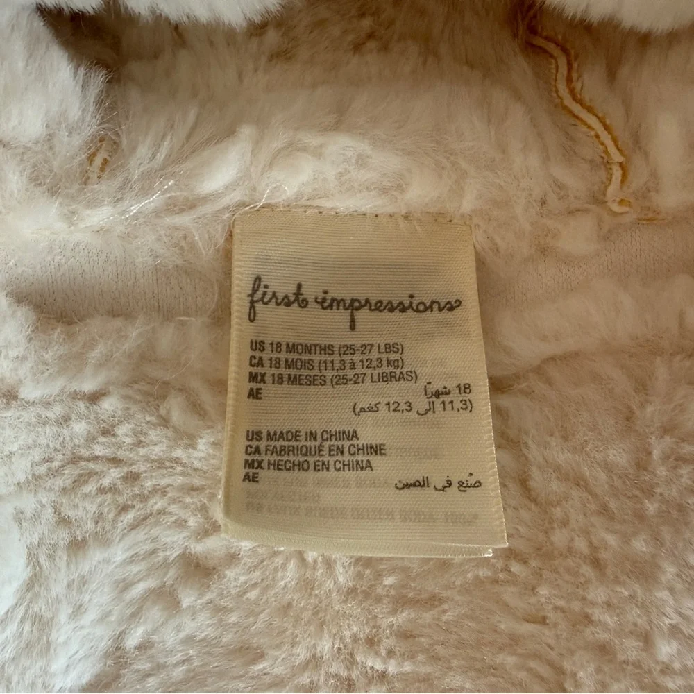 **!HUGE SALE!** First Impressions winter white faux shearling cape - Picture 4 of 5